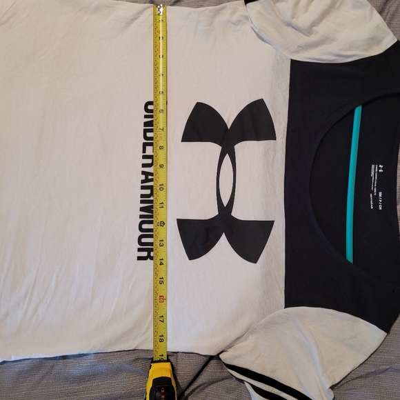 Under Armour Tee - Picture 13 of 14